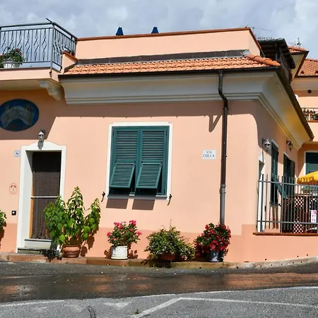 Gli Angeli Agriturismo مزرعة للإقامة Cisano sul Neva