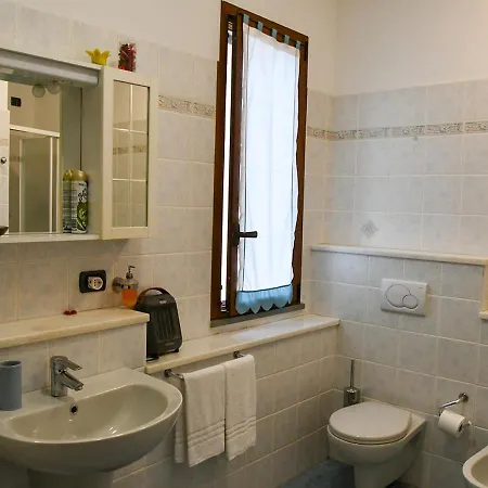 Gli Angeli Agriturismo مزرعة للإقامة Cisano sul Neva
